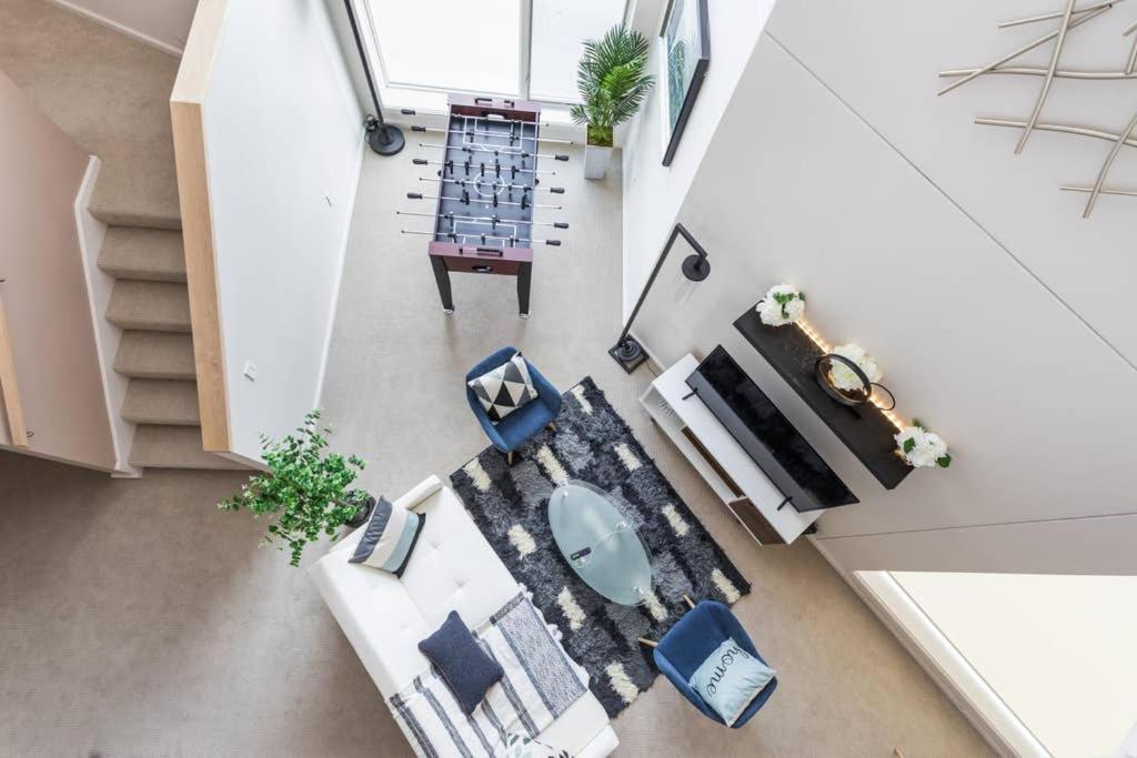 Upscale 3Br Penthouse By Cozysuites Indianapolis Exterior foto
