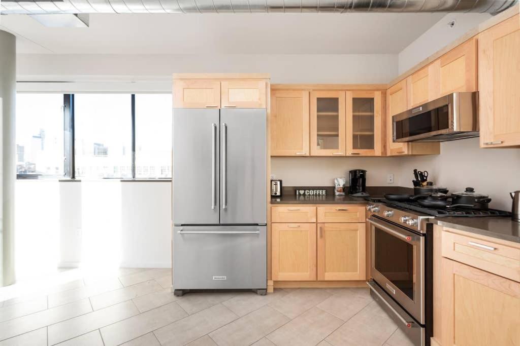 Upscale 3Br Penthouse By Cozysuites Indianapolis Exterior foto