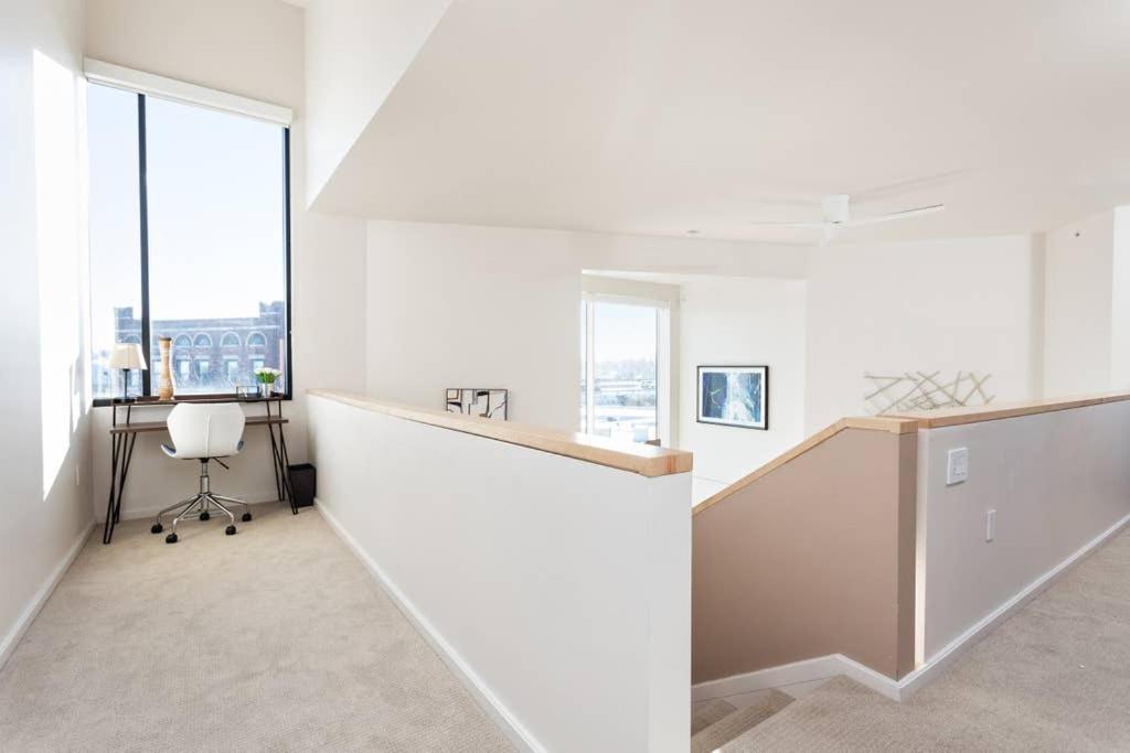 Upscale 3Br Penthouse By Cozysuites Indianapolis Exterior foto