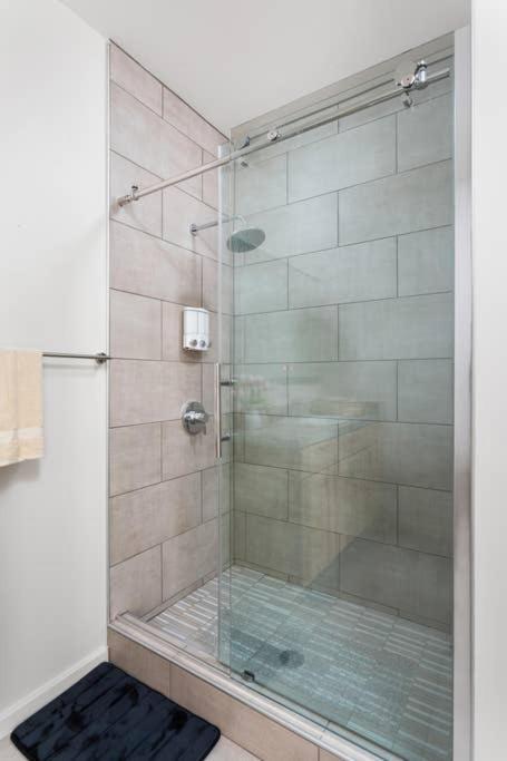Upscale 3Br Penthouse By Cozysuites Indianapolis Exterior foto